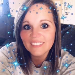 Meet your Posher, Tina